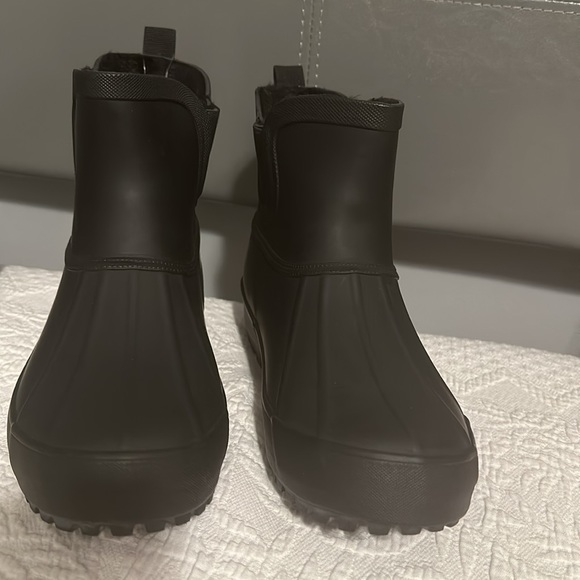 Chooka Chelsea Faux Fur Waterproof Boots - Picture 5 of 9